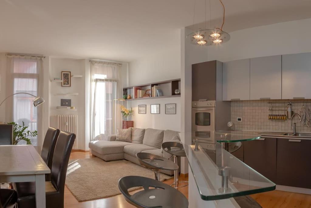Tridenthome 5 Min From Station & Free Wifi Trento Esterno foto